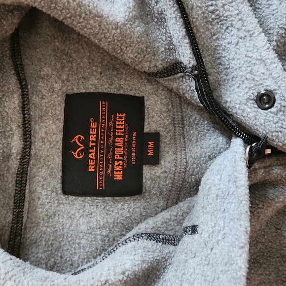 Realtree Men's Polar Fleece - Picture 2 of 4